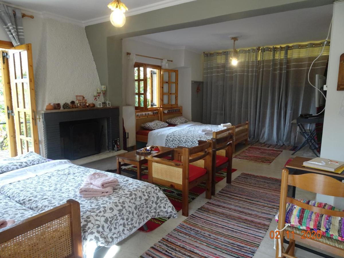 Hotel Vitina'S Little House Extérieur photo