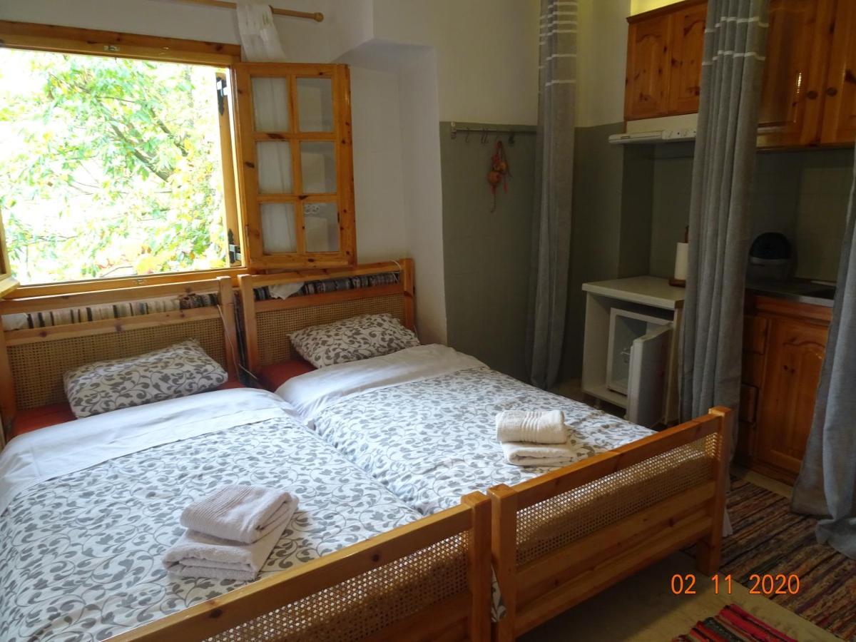 Hotel Vitina'S Little House Extérieur photo