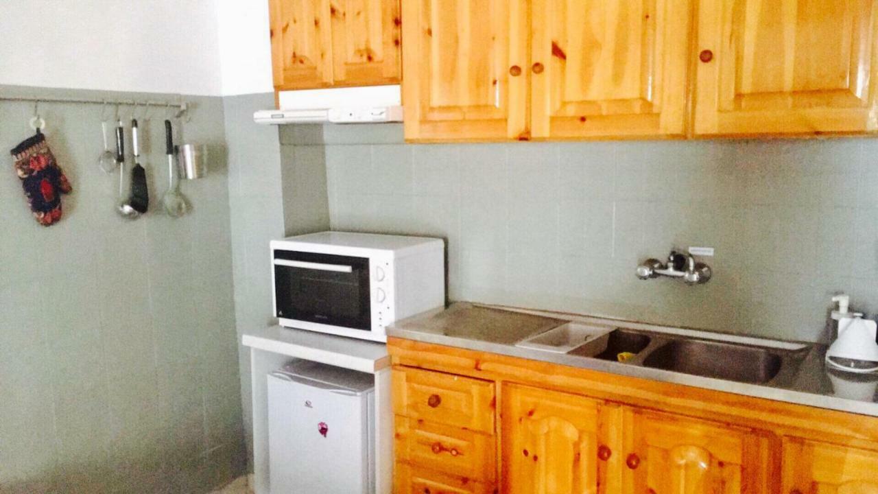 Hotel Vitina'S Little House Extérieur photo