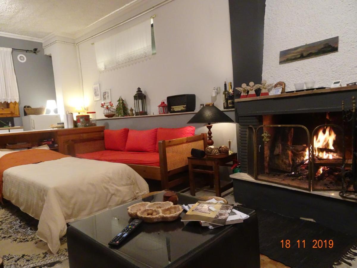Hotel Vitina'S Little House Extérieur photo