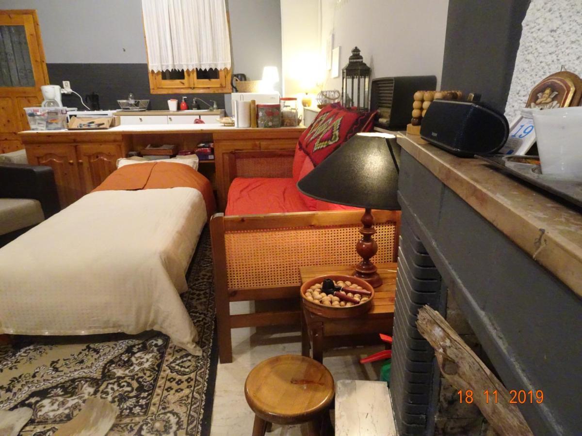 Hotel Vitina'S Little House Extérieur photo