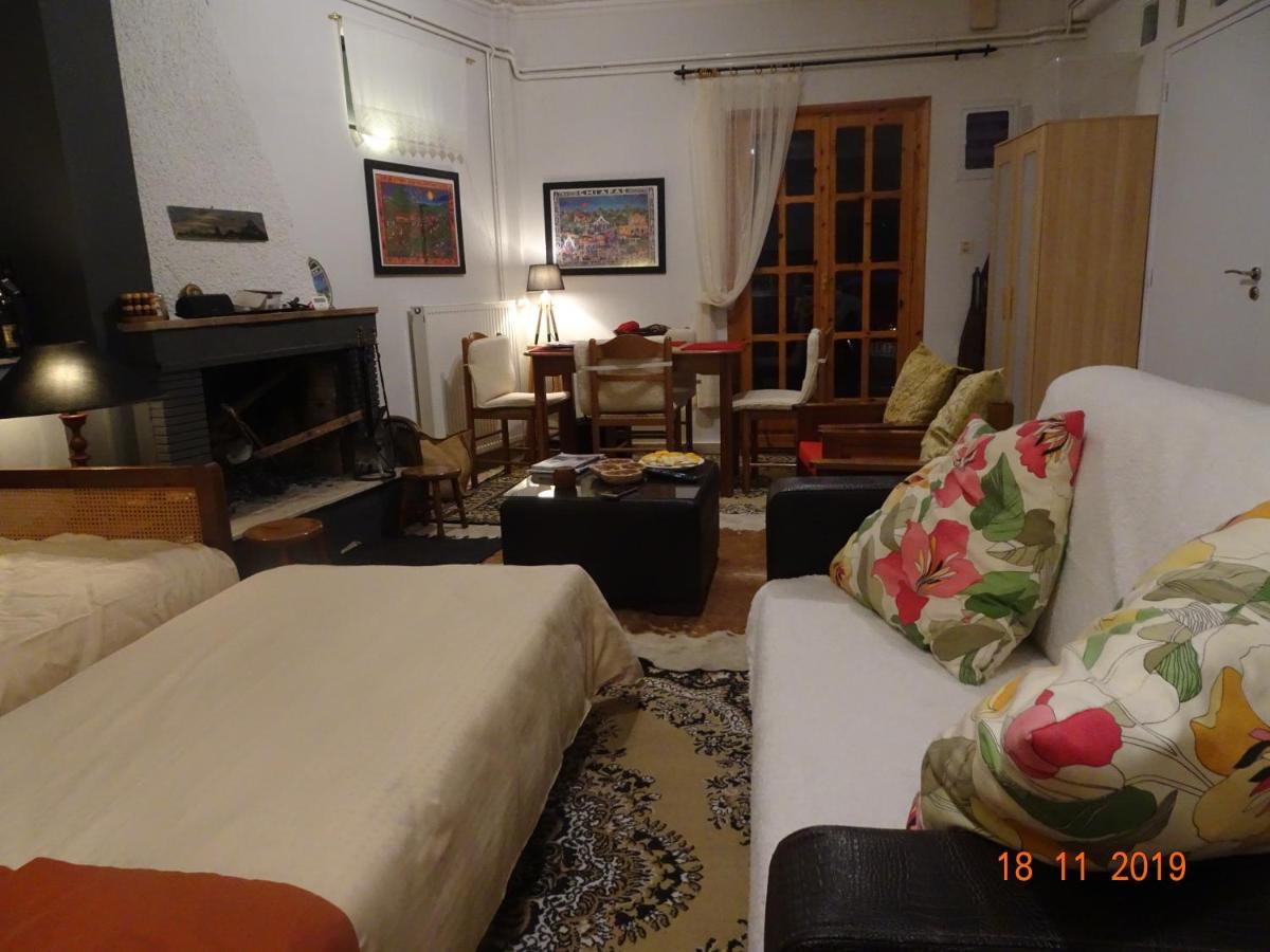 Hotel Vitina'S Little House Extérieur photo